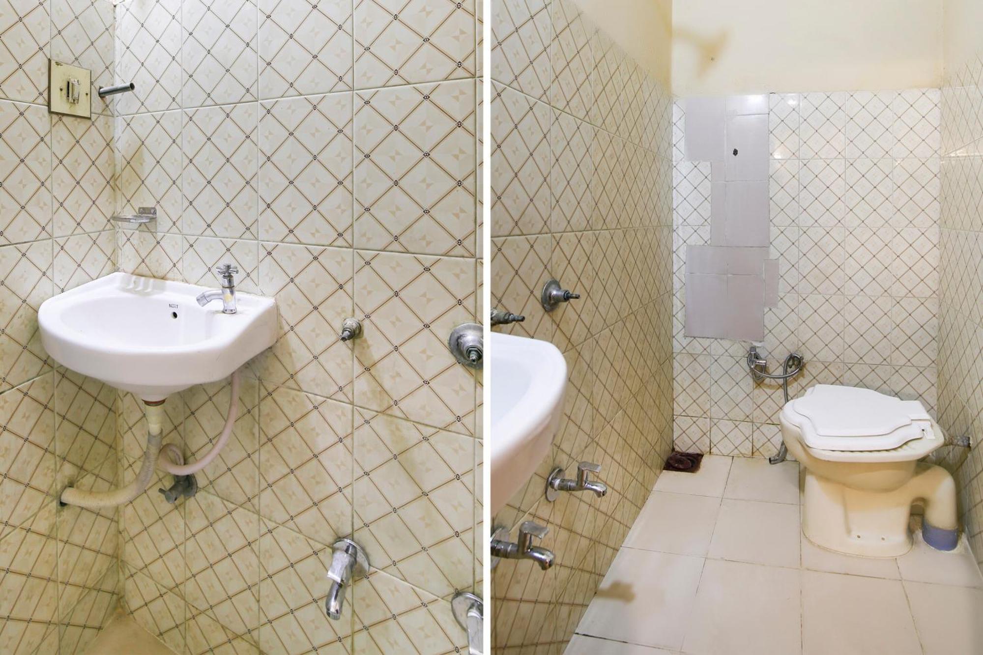 Hotel O Super Guest House Ахмедабад Екстериор снимка